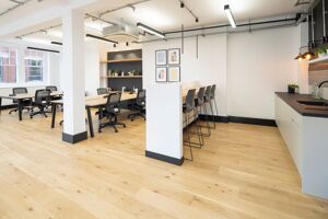 Office Space 55 Goswell Road - Image 5