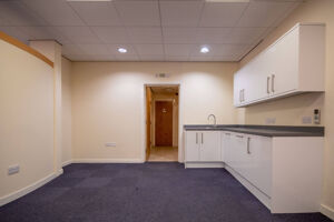 Office Space Bury - Hollins Brook Park - Image 5