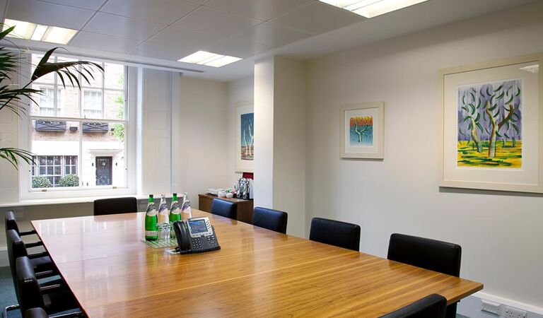 Image #3 of 29 Farm Street