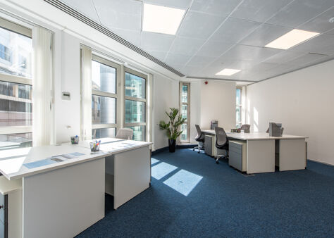 Office Space Dowgate Hill House - Image 6