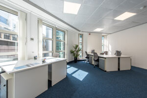 Office Space Dowgate Hill House - Image 6