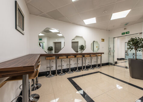 Office Space Dowgate Hill House - Image 7