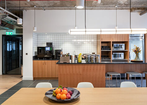 Office Space 22 Long Acre - Image 6