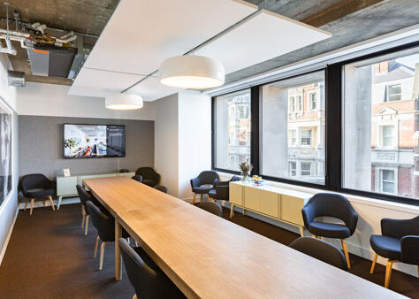 Office Space 22 Long Acre - Image 5