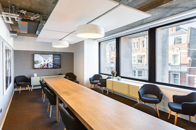 Office Space 22 Long Acre - Image 5