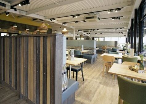 Office Space Unit Seven - Image 3