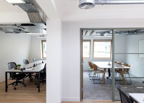 Office Space Shoreditch - Image 3