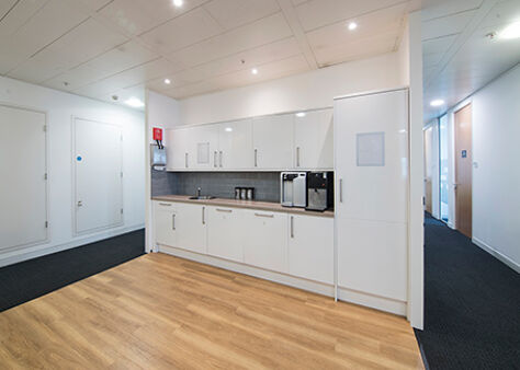 Office Space Spinningfields - Image 5