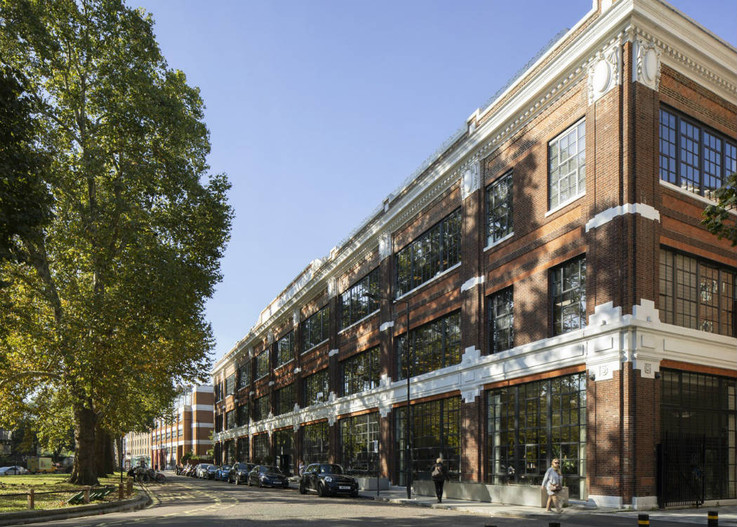 Shepherds Bush Road London W6 7nl