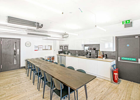 Office Space 32-38 Saffron Hill - Image 8