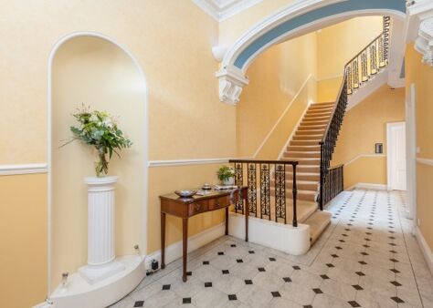 Office Space Rutland Square - Image 4