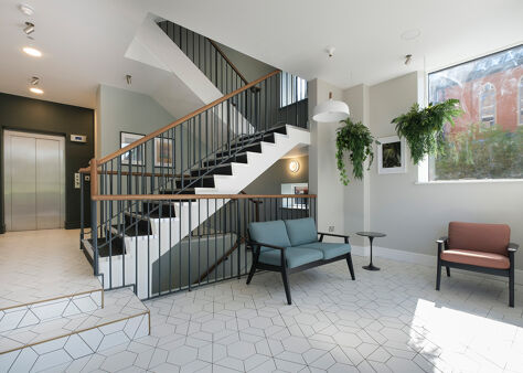 Office Space Evergreen Studios - Image 2