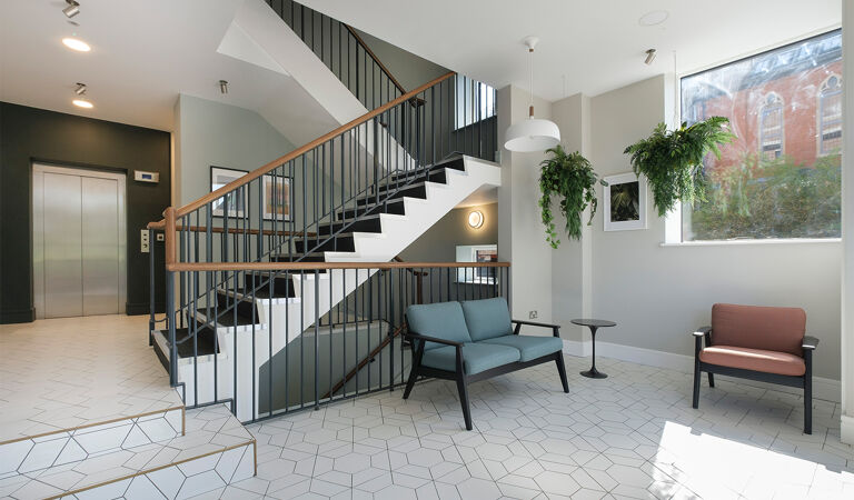 Office Space Evergreen Studios - Image 2