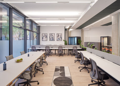 Office Space Valentine Place - Image 2