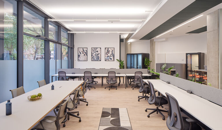 Office Space Valentine Place - Image 2