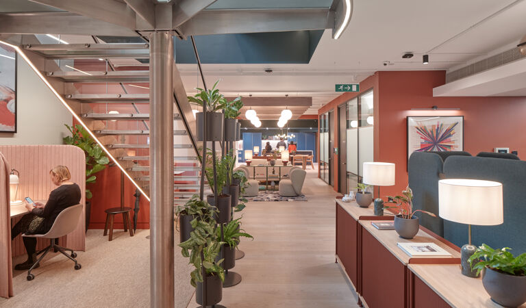 Office Space Valentine Place - Image 3