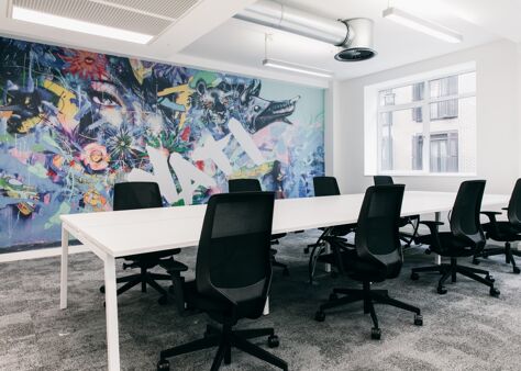 Office Space 33 Soho Sq - Image 10