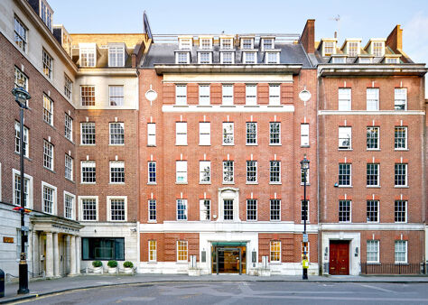 Office Space 33 Soho Sq - Image 1