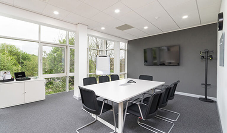 Office Space Shipley - Image 2