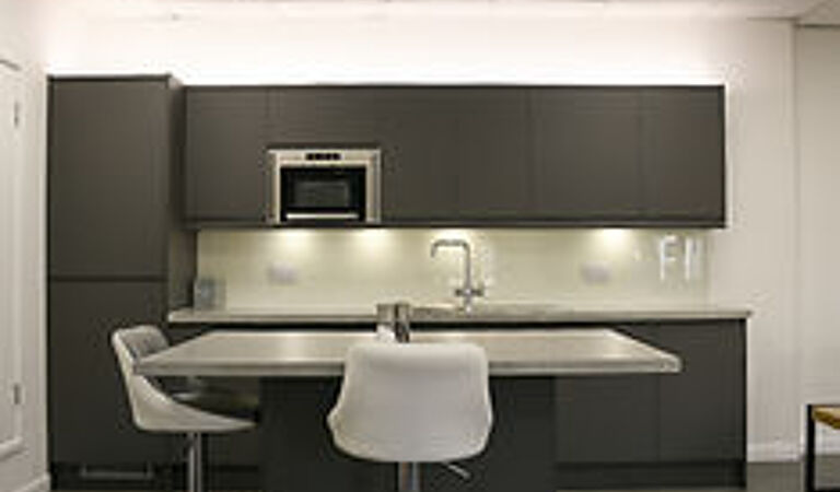 Office Space Cameo House - Image 3