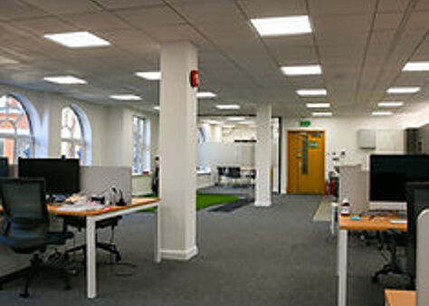 Office Space Cameo House - Image 2