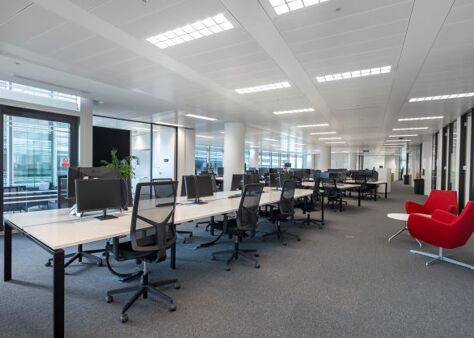 Office Space 12 Hammersmith Grove - Image 6