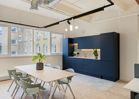 Office Space Harling House - Image 10