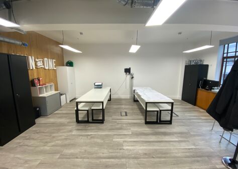 Office Space 17 Bevis Marks - Image 4