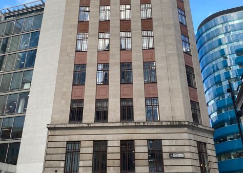 Office Space 17 Bevis Marks - Image 1