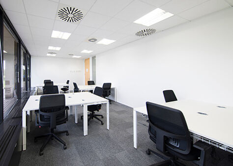 Office Space Portsmouth North Harbour - Image 9