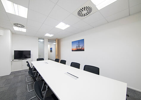 Office Space Portsmouth North Harbour - Image 10