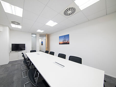 Office Space Portsmouth North Harbour - Image 10