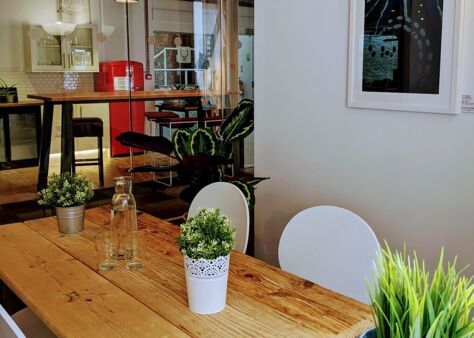 Office Space Town House - Image 4