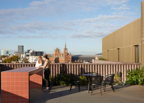 Office Space York House - Image 8