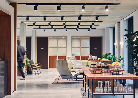 Office Space York House - Image 6