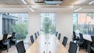 Office Space 77 Leadenhall Street - Image 9