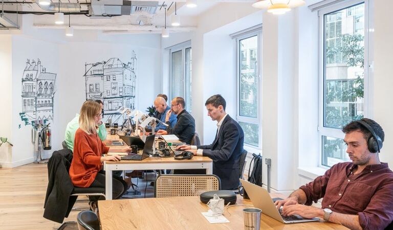 Office Space 77 Leadenhall Street - Image 3