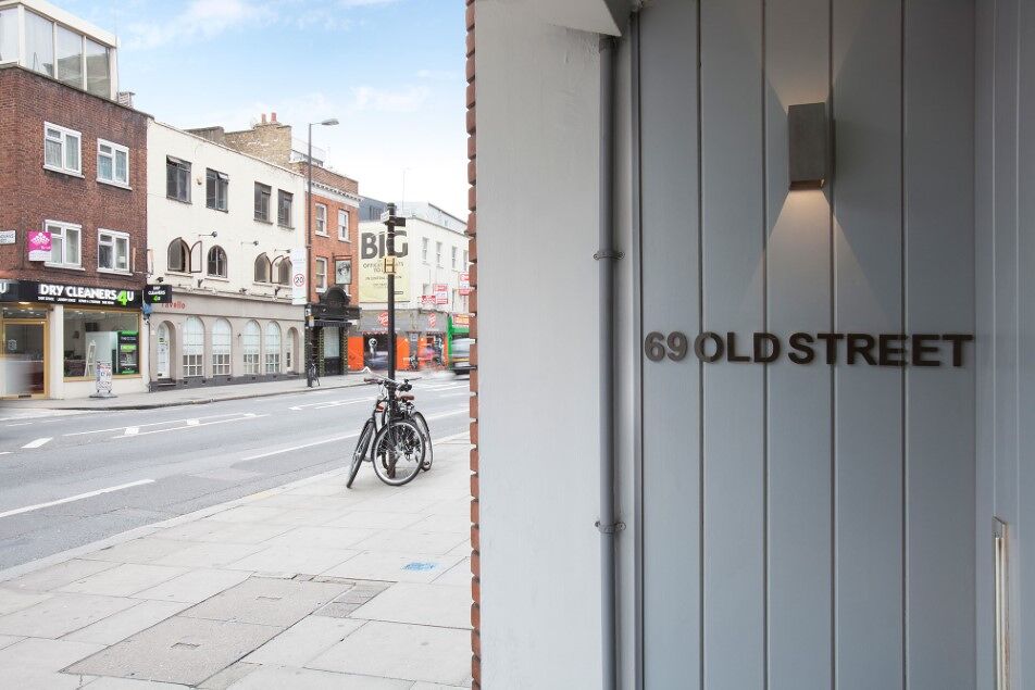 Office Space 69 Old Street - Image 17