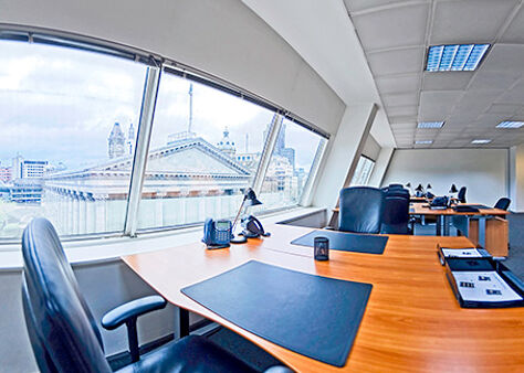 Office Space 1 Victoria Square - Image 4