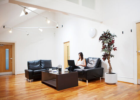 Office Space Clavering House - Image 4