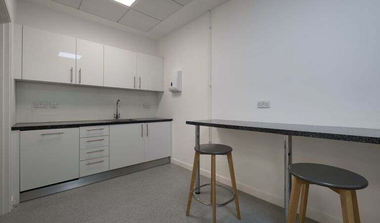 Office Space 6 Tinworth Street - Image 3