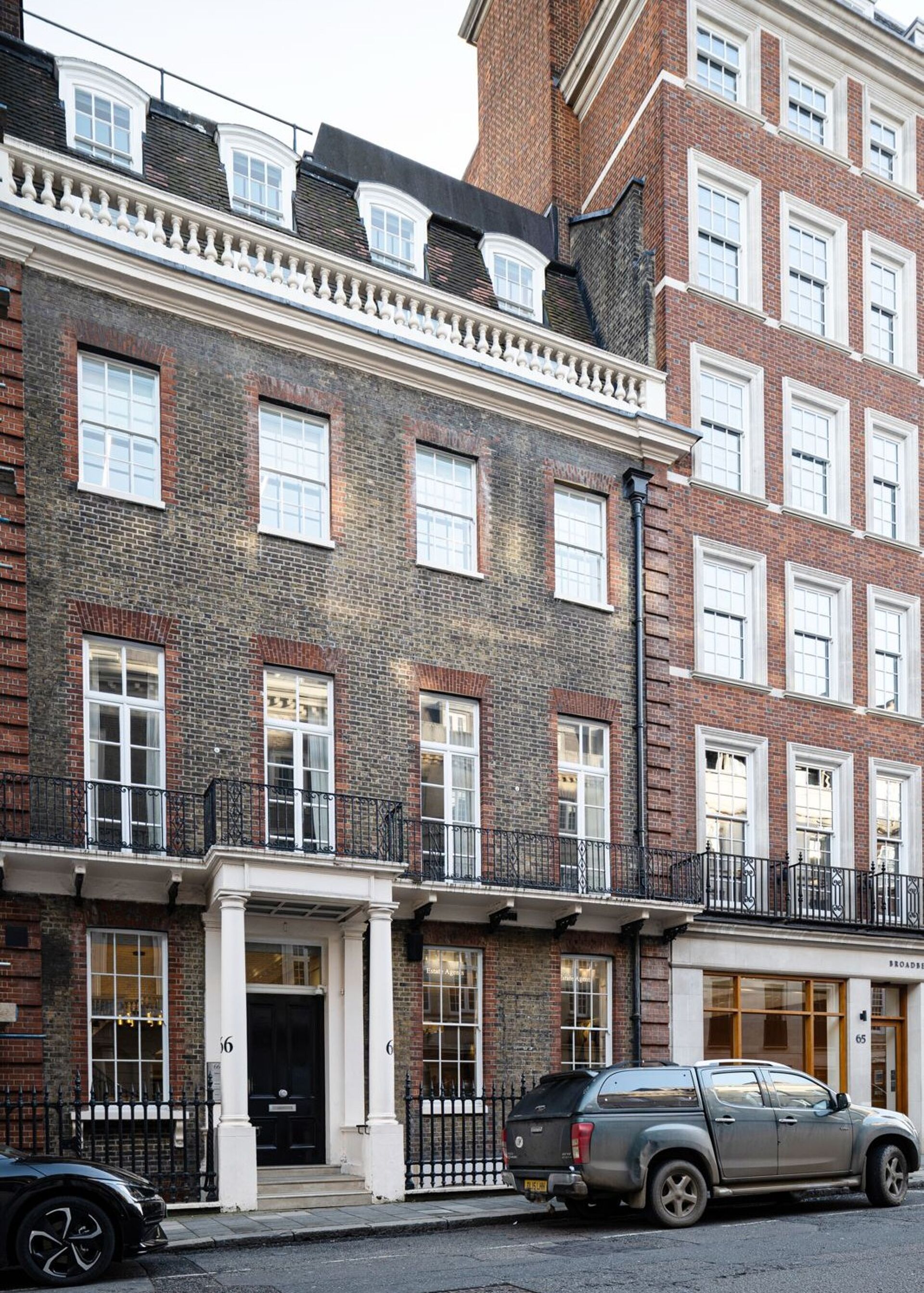 Office Space 66 Grosvenor Street - Image 2