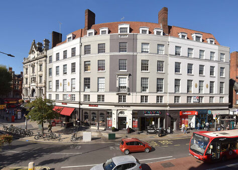 Office Space 20 Broadway Studios - Image 1