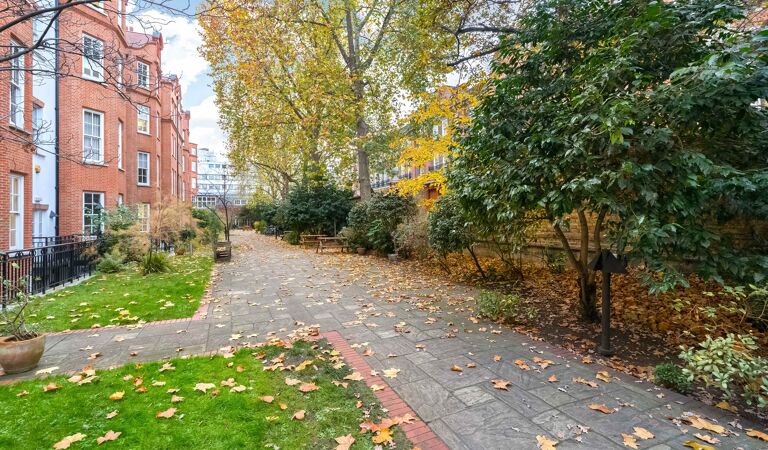 Office Space 128 Buckingham Palace Road - Image 2