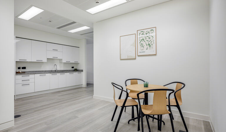 Office Space Aldgate Tower - Image 2