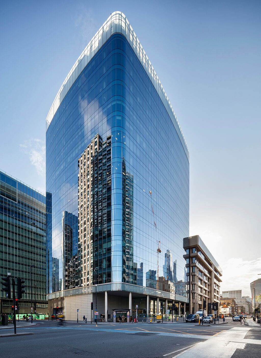 Office Space Aldgate Tower - Image 8