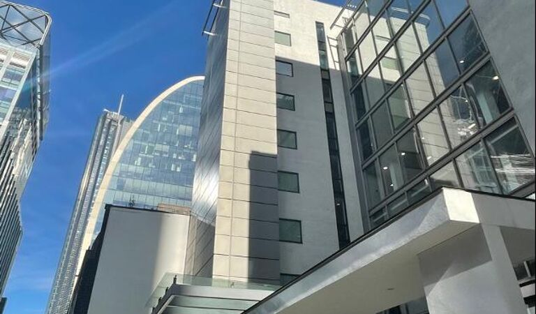 Office Space John Stow House  - Image 2