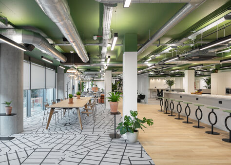 Office Space The Landing - Image 2