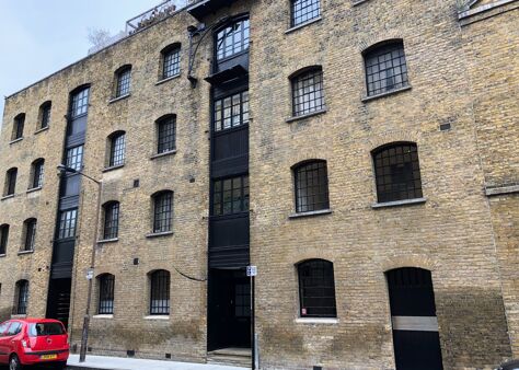 Office Space 28A Cole Street - Image 1