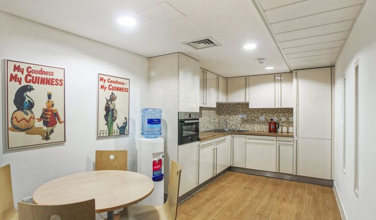 Office Space 34 Margery Street - Image 3